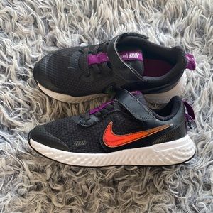 Nike Revolution 5 Black Running Sneakers Size 12